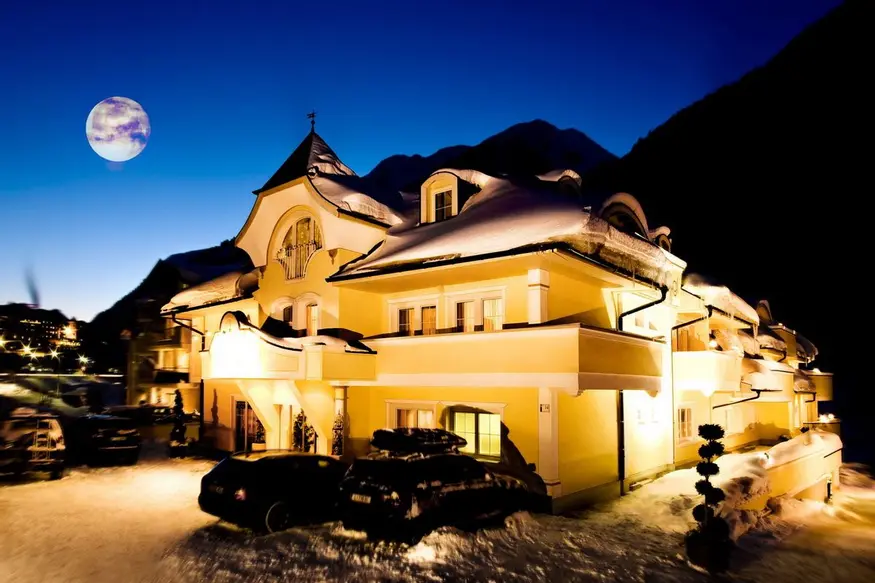 Hotel-Ischgl-Tirol-Austria
